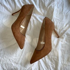 NWOT Faux Suede Pumps 7.5W